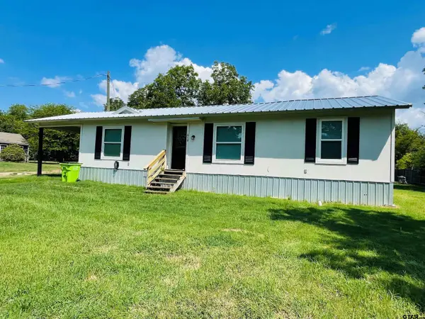 918 W Kuykendall Street, Grand Saline,  75140