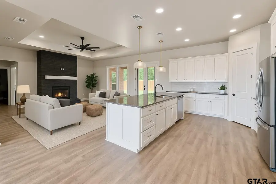 984 Mallard, Lindale, TX 75771 - #2