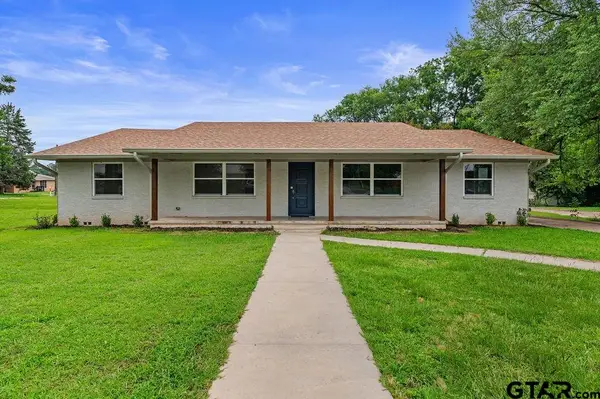 512 E Lane St, Quitman,  75783