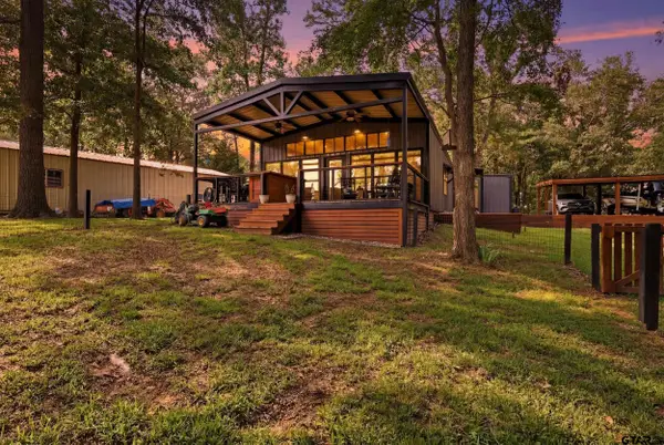 20 Red Oak, Scroggins,  75480