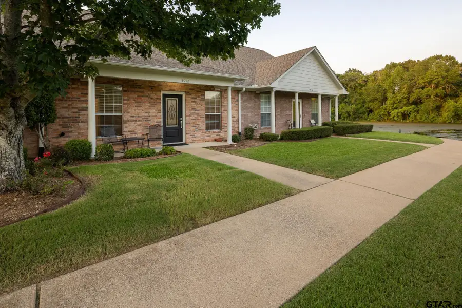 1912 Hollylake Circle, Tyler, TX 75703 - #2