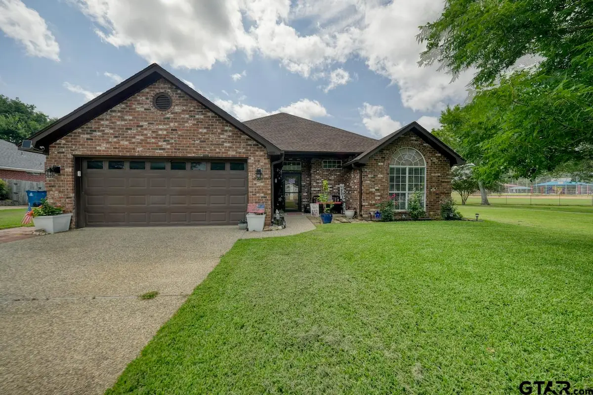 643 Winchester Drive, Chandler, TX 75758 - #1