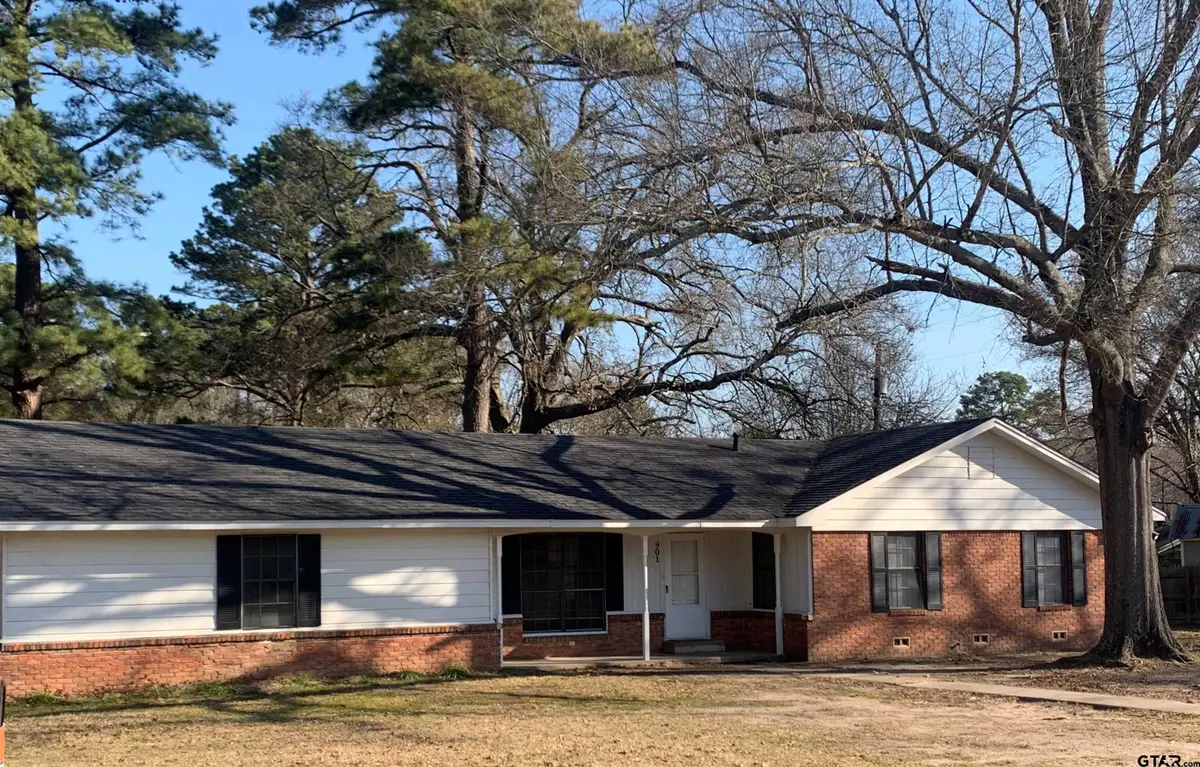 901 Cliff St, Quitman, TX 75783 - #1