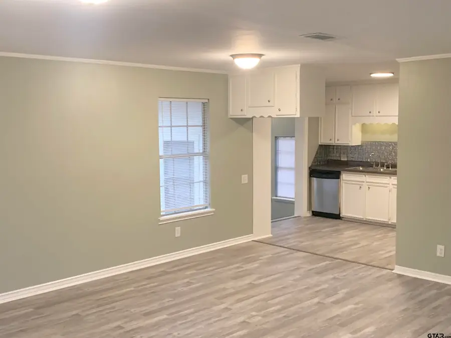 901 Cliff St, Quitman, TX 75783 - #2