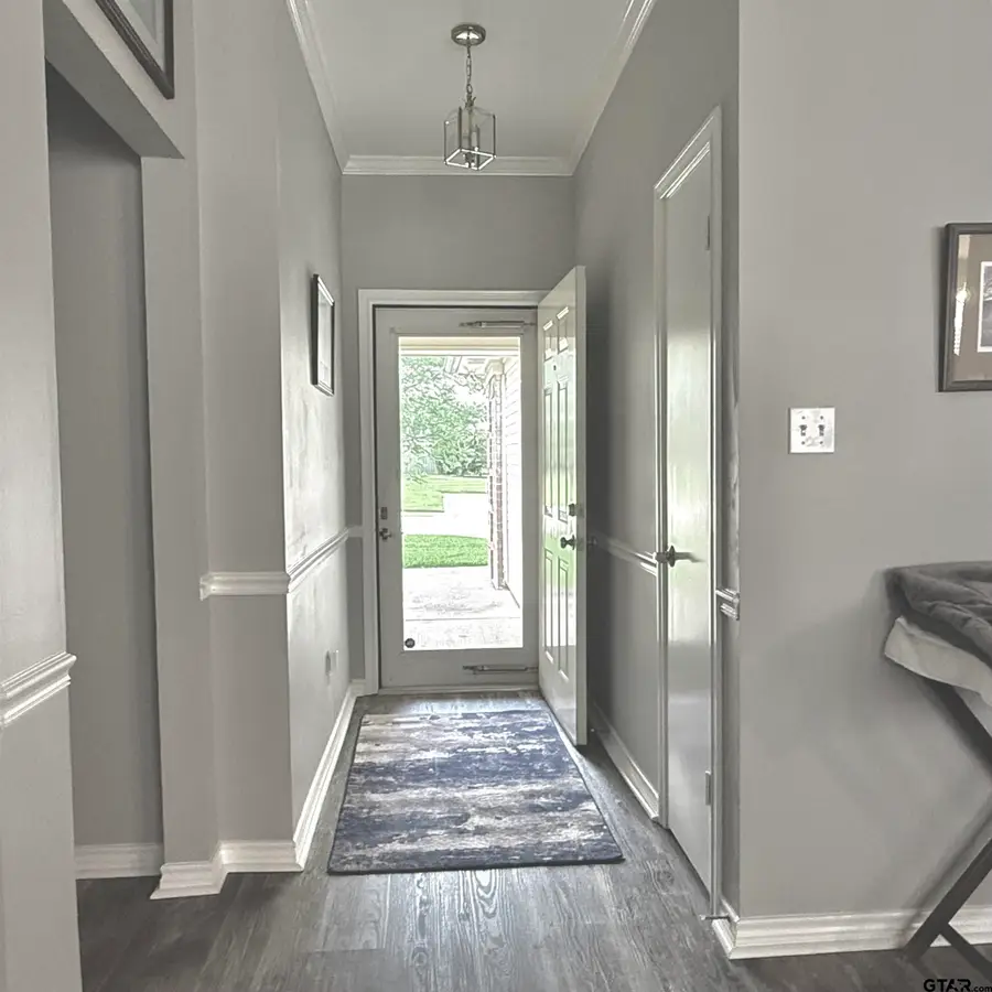 5401 Hollytree Dr Unit 905, Tyler, TX 75703 - #3
