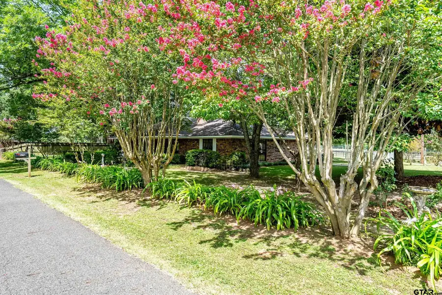 1629* 1/2 Quevado, Jacksonville, TX 75766 - #3