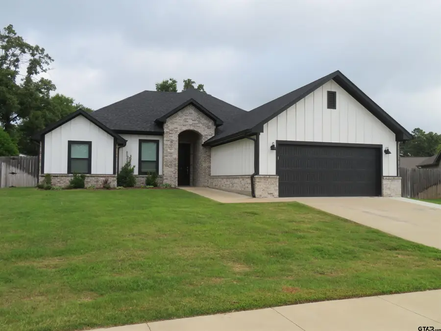 403 Deer Point Cove, Chandler, TX 75758 - #2