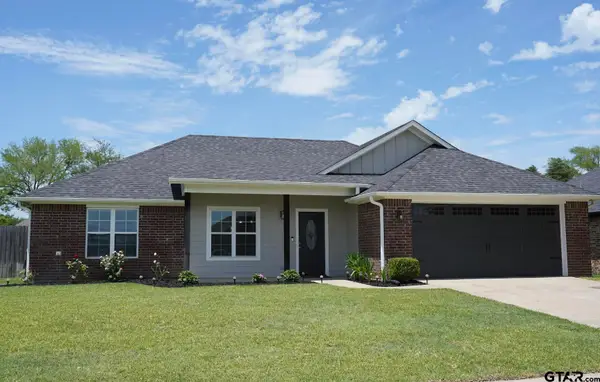 411 Harrell, Chandler,  75758
