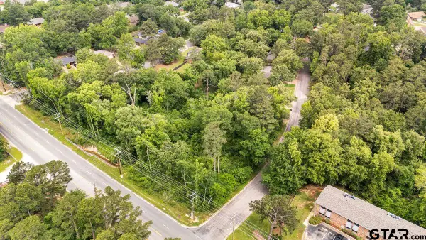 4933 Kirkcaldey Dr, Tyler,  75703