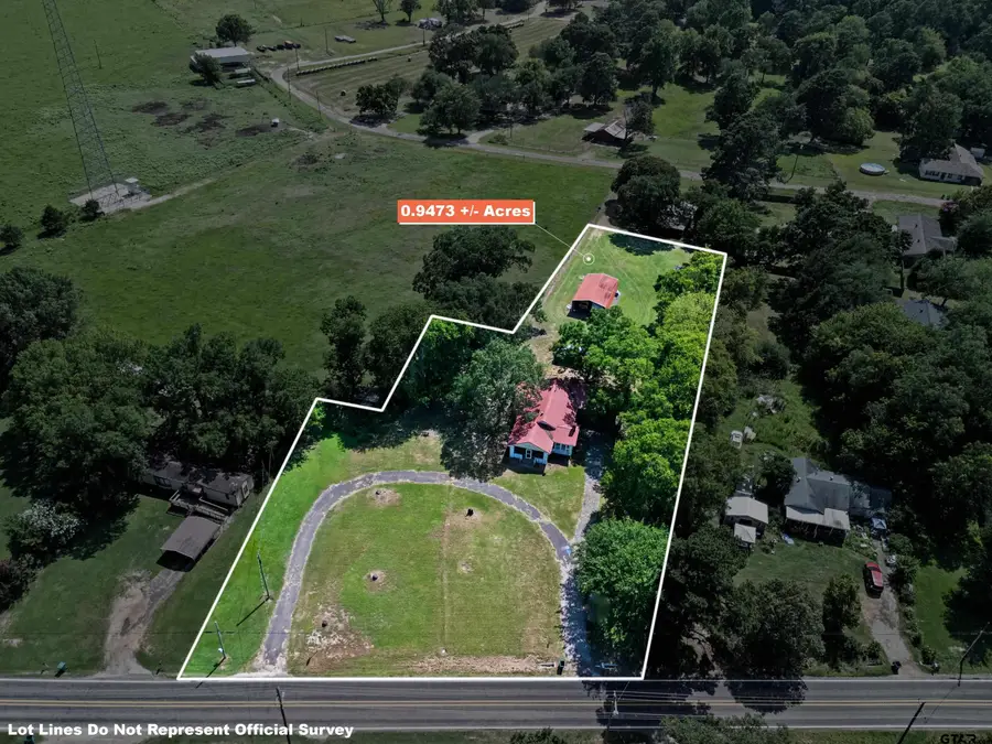 304 Daingerfield St, Naples, TX 75568 - #2