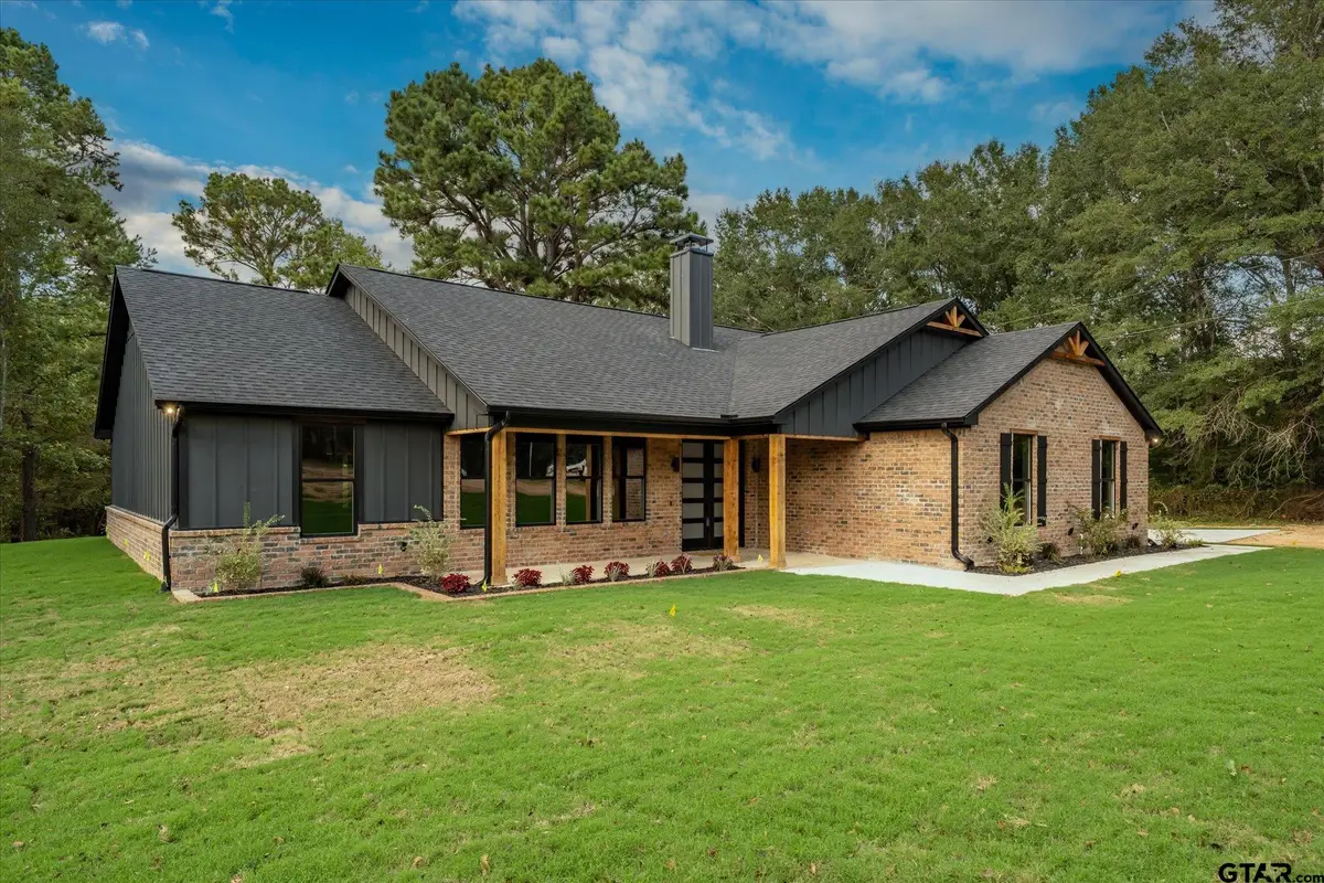 5055 County Road 3802, Mount Selman, TX 75757 - #1