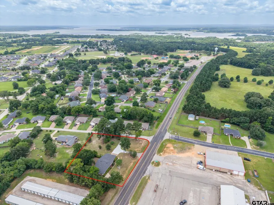 501 S Broad, Chandler, TX 75758 - #3