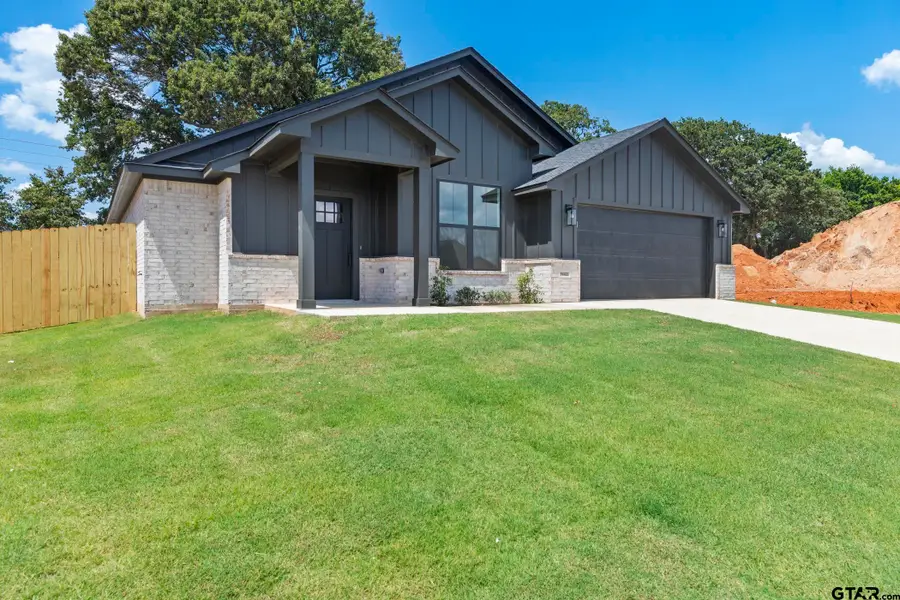16522 Crossing Circle, Lindale, TX 75771 - #3
