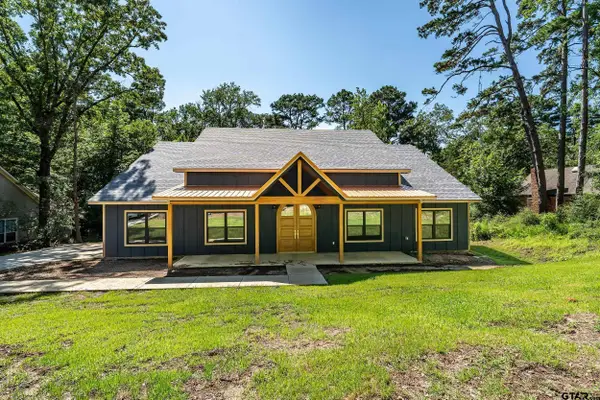 2133 E Holly Trail, Holly Lake Ranch,  75765