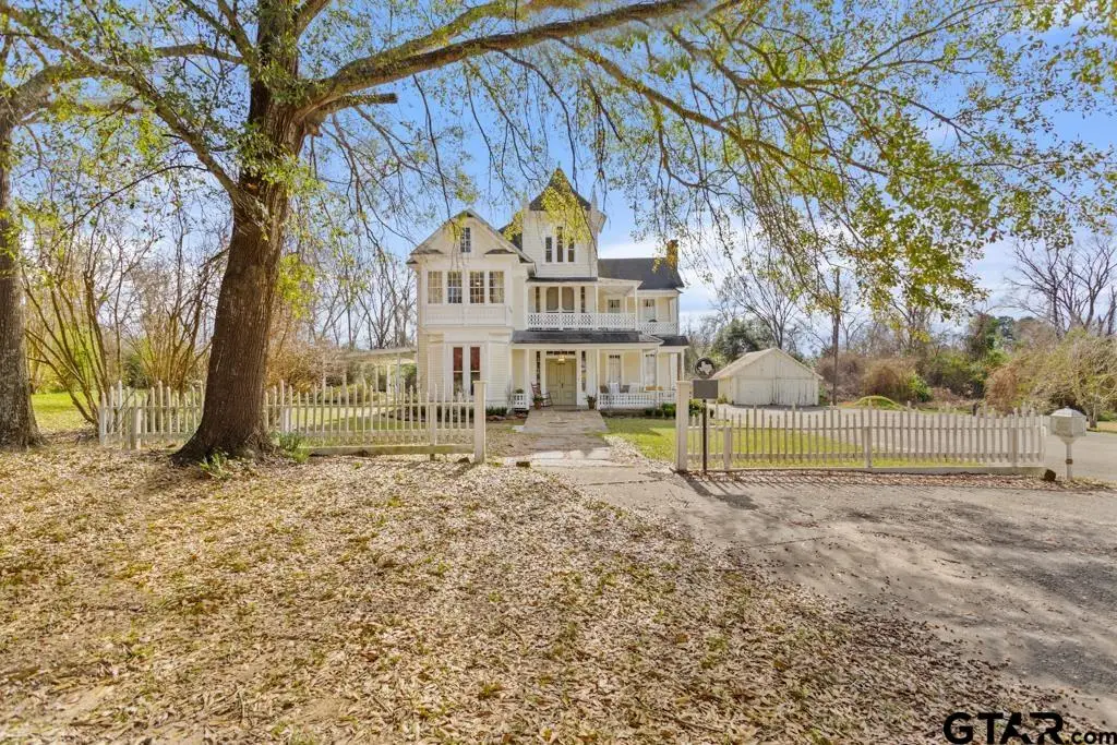 301 W Larissa, Jacksonville, TX 75766 - #1