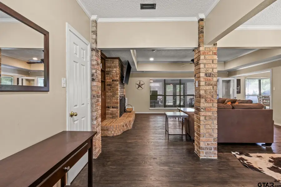 1801 N Fairway, Mount Pleasant, TX 75455 - #3