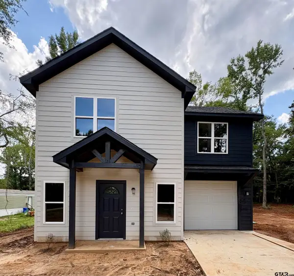 325 Royal Dr, Bullard,  75757