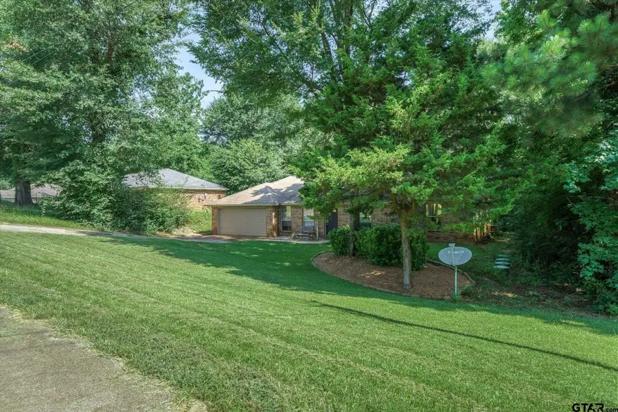 9165 Stonecreek Dr, Tyler, TX 75703 - #3