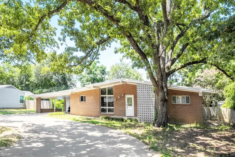 104 W Cayuga Dr, Athens, TX 75751 - #3