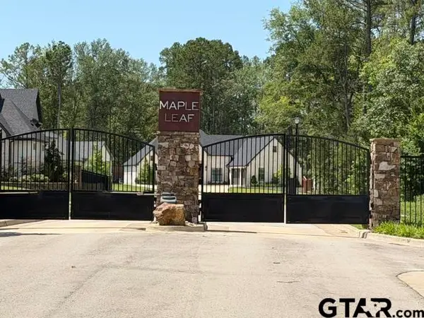 7929 Maple Ln, Tyler,  75703