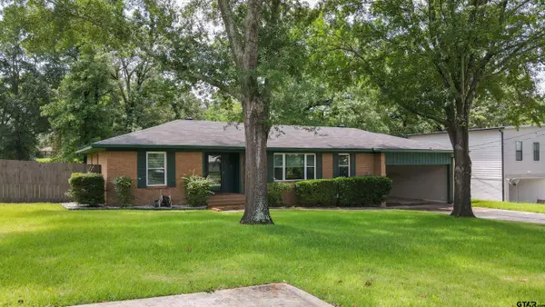 107 Bluebird, Mount Pleasant,  75455
