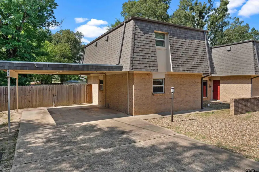 2905-2907 Green Hills Dr, Kilgore, TX 75662 - #2
