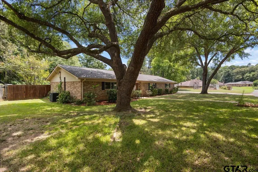 106 E Archer Dr, White Oak, TX 75693 - #2