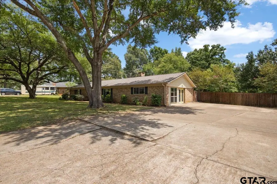 106 E Archer Dr, White Oak, TX 75693 - #3