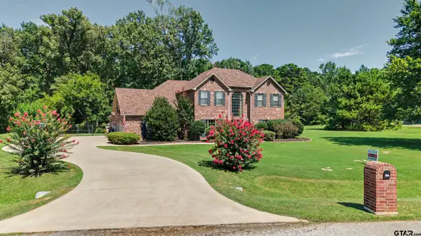 210 Whistler, Hallsville,  75650