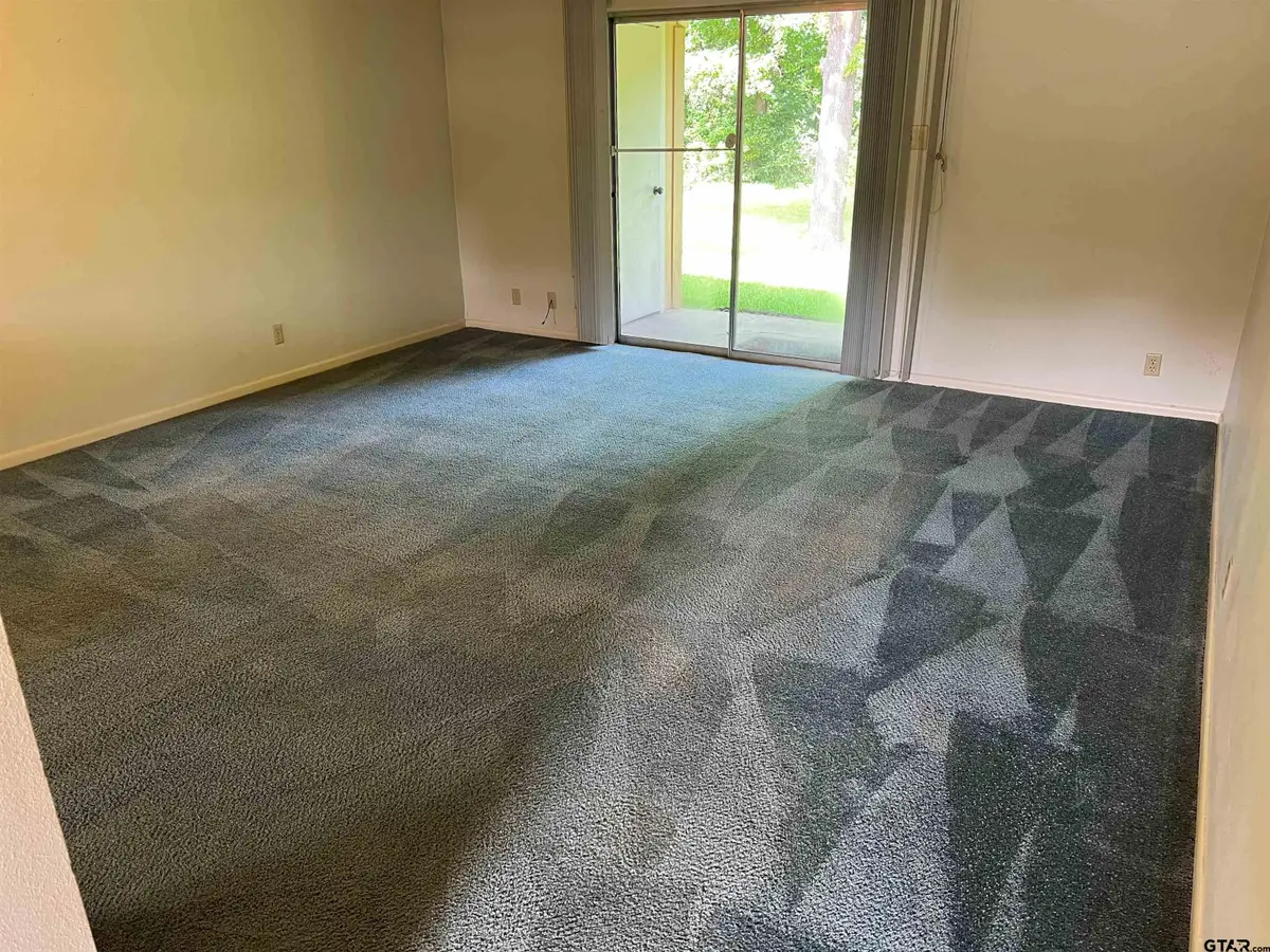 517 S Hill Avenue, Tyler, TX 75702 - #1