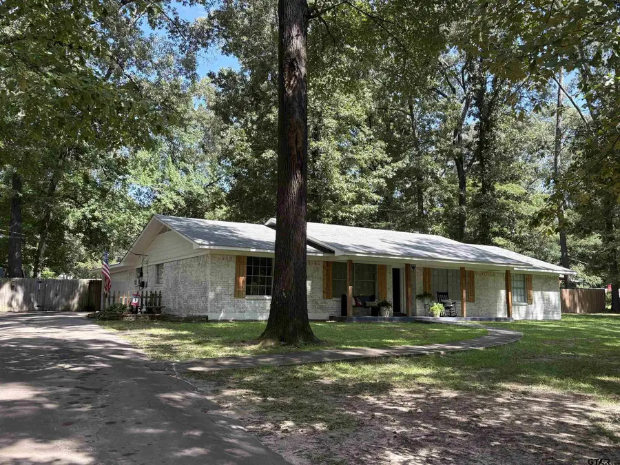 109 Dogwood St., Lone Star, TX 75668 - #3