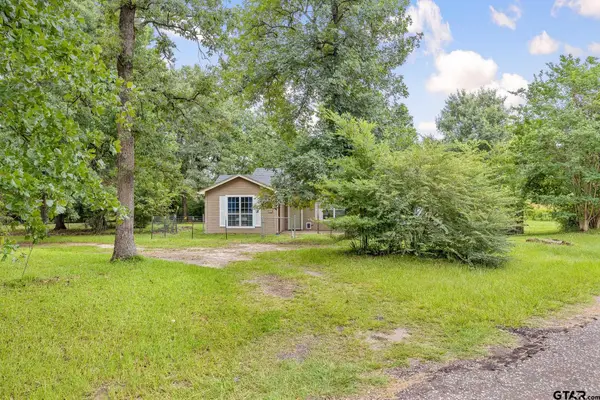 1805 San Saba, Bullard,  75757
