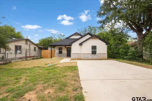 917 Crosby St., Tyler,  75701