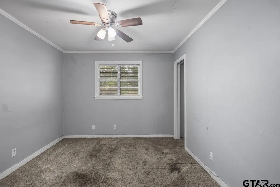 400 N Motley, Overton, TX 75684 - #3