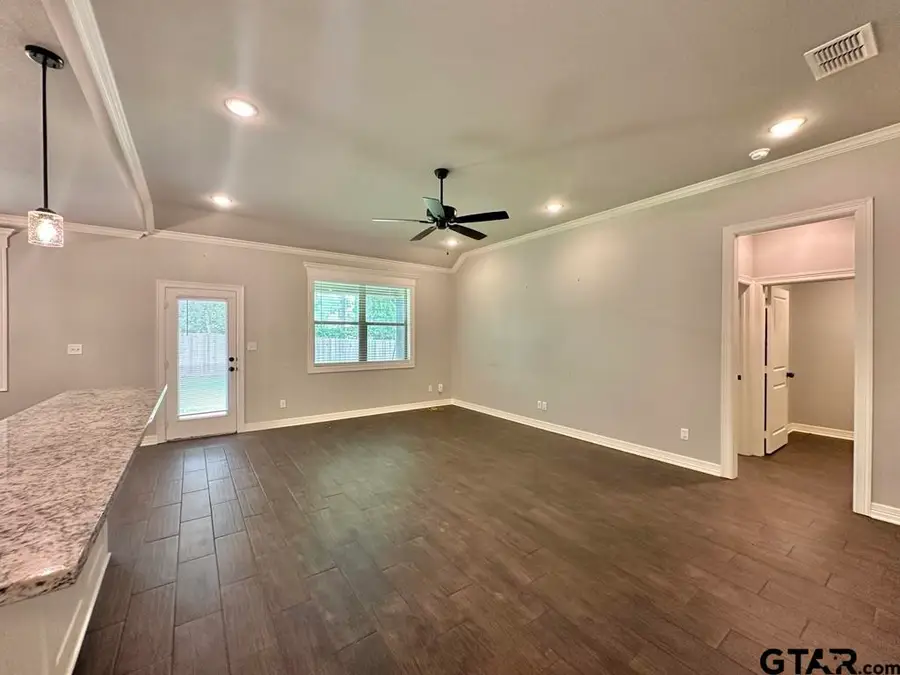 109 Rose Row Ln, Winona, TX 75792 - #3