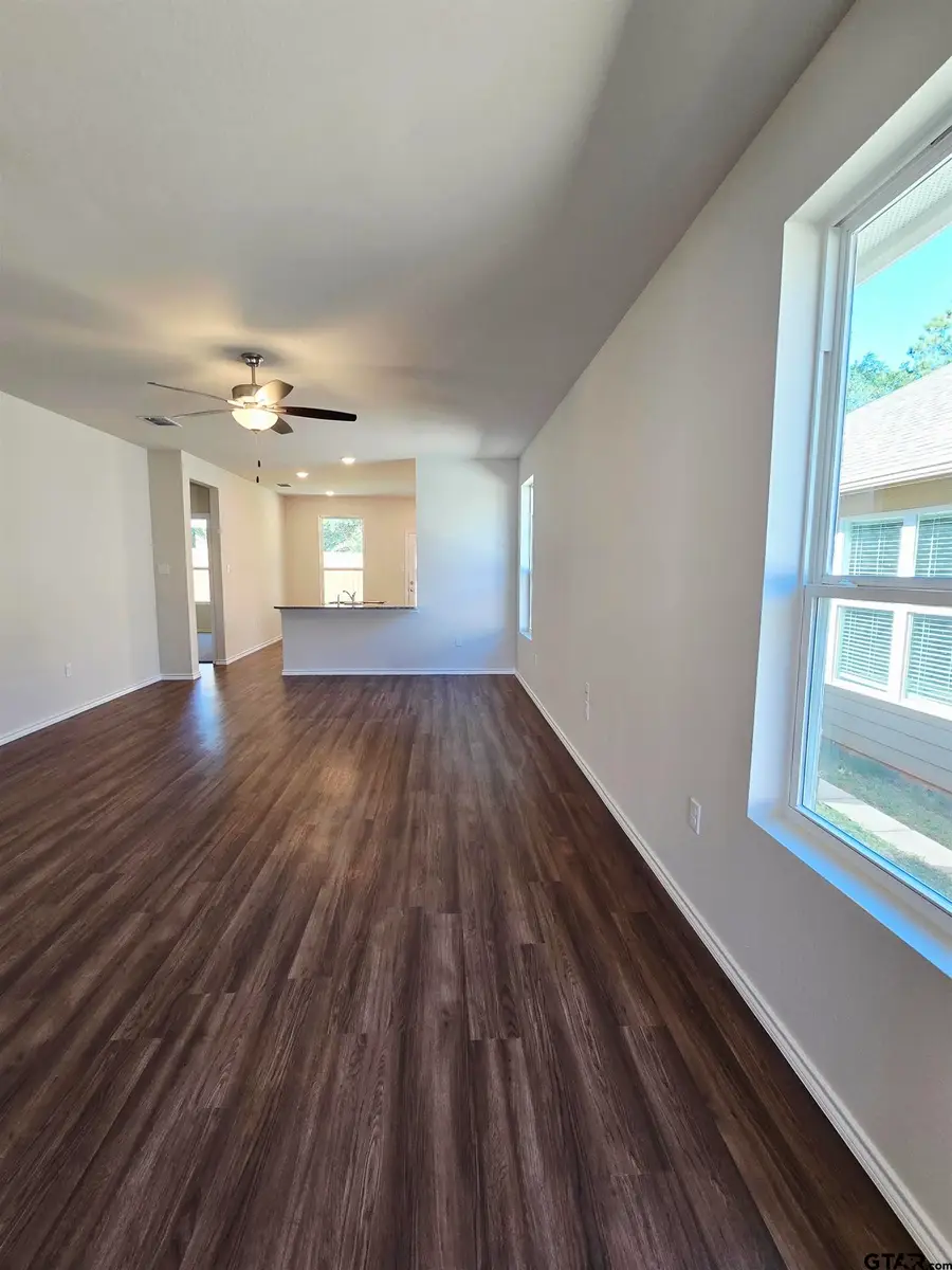 609 Park Central, Chandler, TX 75758 - #2