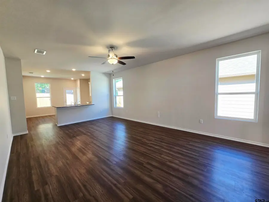 609 Park Central, Chandler, TX 75758 - #3