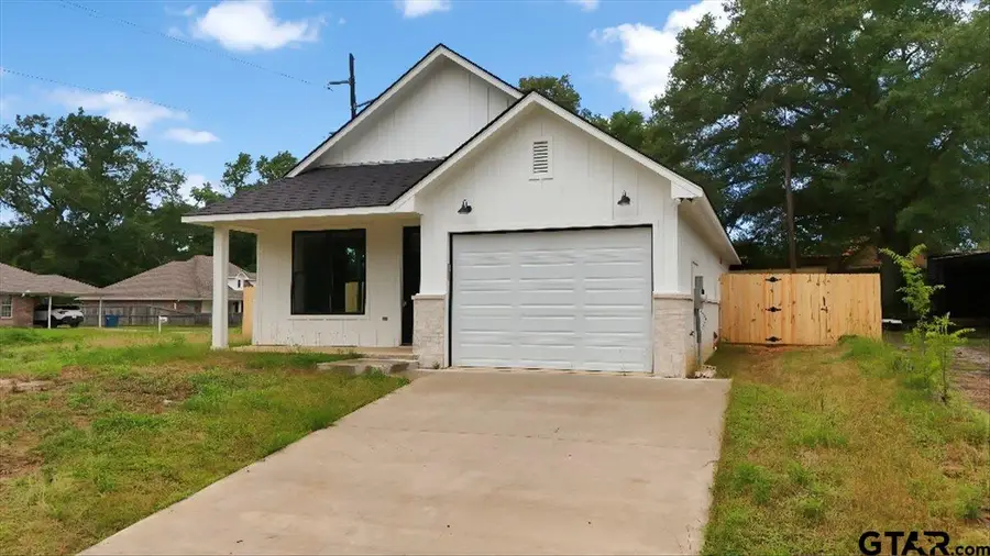 307 S Langham St, Troup, TX 75789 - #3