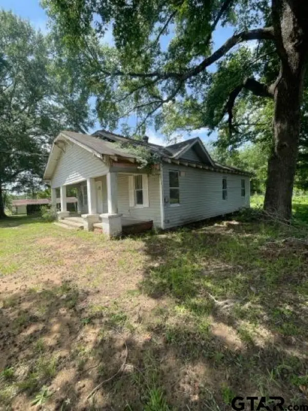 401 S Joy Street, Troup,  75789