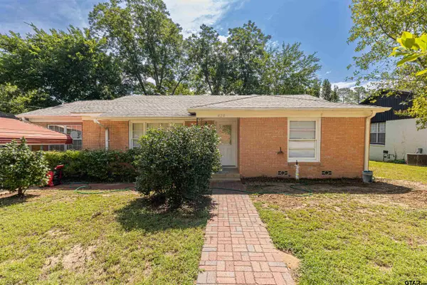 820 S Palmer, Tyler,  75701