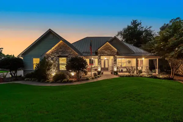 24060 Red Azalea, Lindale,  75771