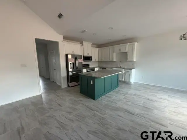 107 Silvey Dr, Henderson, TX 75652 - #3
