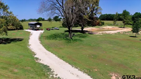 897 N Fm 14, Quitman,  75783
