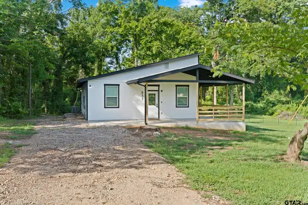 837 Red Bud Circle, Bullard,  75757