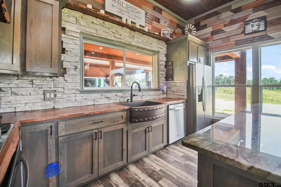 13687 Cr 4188, Henderson, TX 75654 - #3