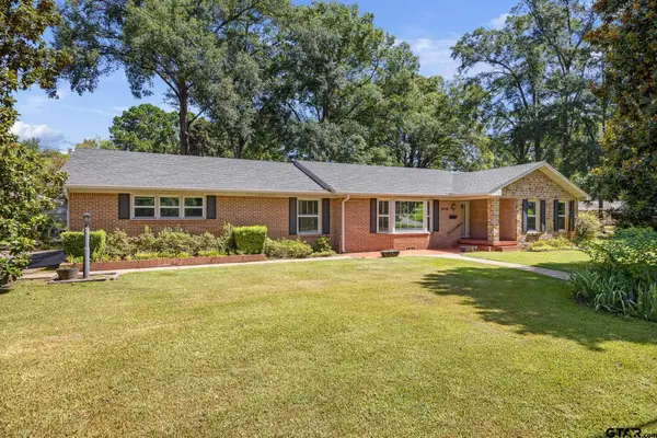 909 Woodlawn, Kilgore,  75662