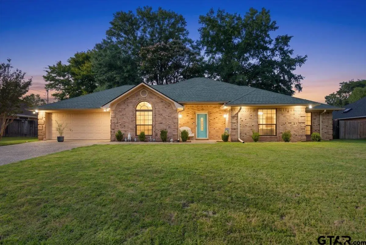 3108 Varsity Dr, Tyler, TX 75701 - #1