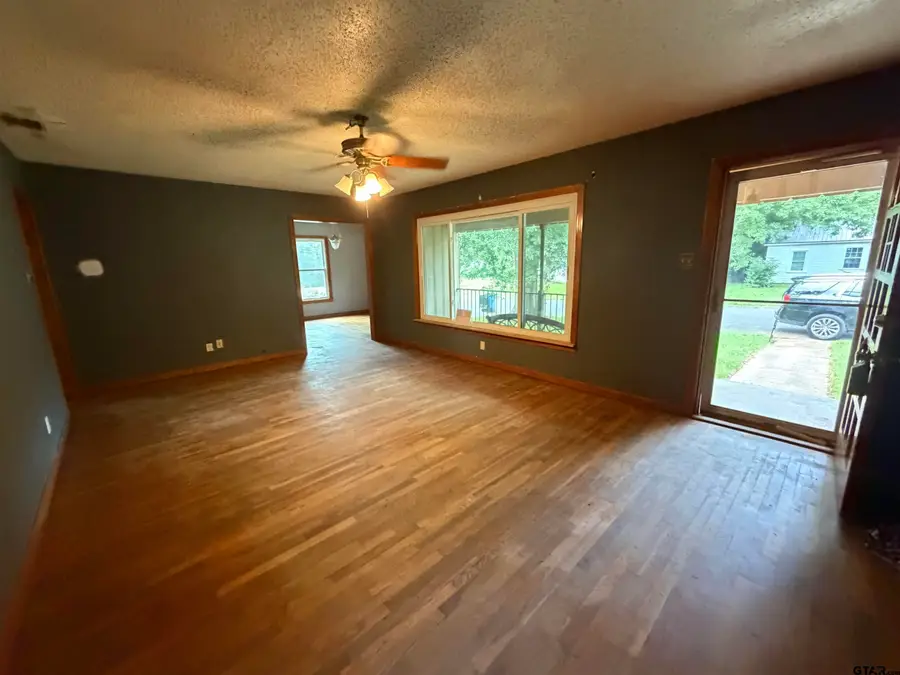 726 Nacogdoches St., Jacksonville, TX 75766 - #3