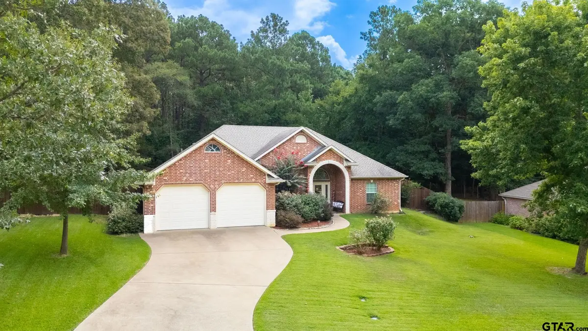 1312 Nottingham St, White Oak, TX 75693 - #1
