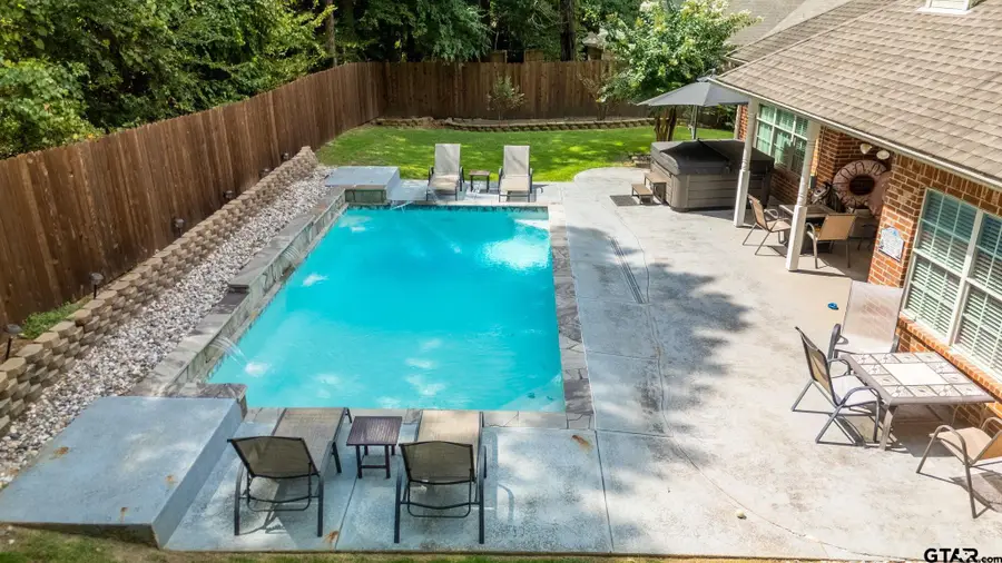 1312 Nottingham St, White Oak, TX 75693 - #2